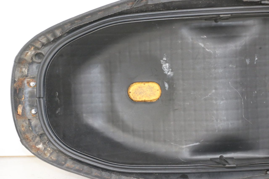 photo de ASIENTO HONDA NHX LEAD 110 (2008 - 2010) - Marcados y referencias originales