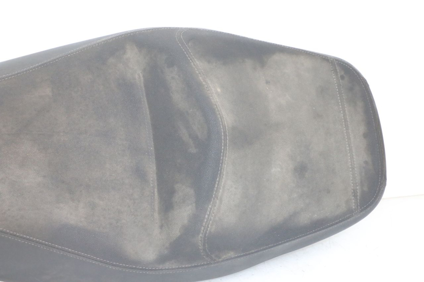 photo de ASIENTO MOTO GUZZI NORGE 8V GT 1200 (2011 - 2016) - Características distintivas