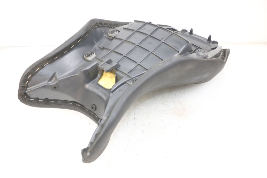 photo de ASIENTO MOTO GUZZI NORGE 8V GT 1200 (2011 - 2016) - Zoom estado de uso