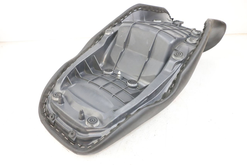 photo de ASIENTO MOTO GUZZI NORGE 8V GT 1200 (2011 - 2016) - Primer plano técnico