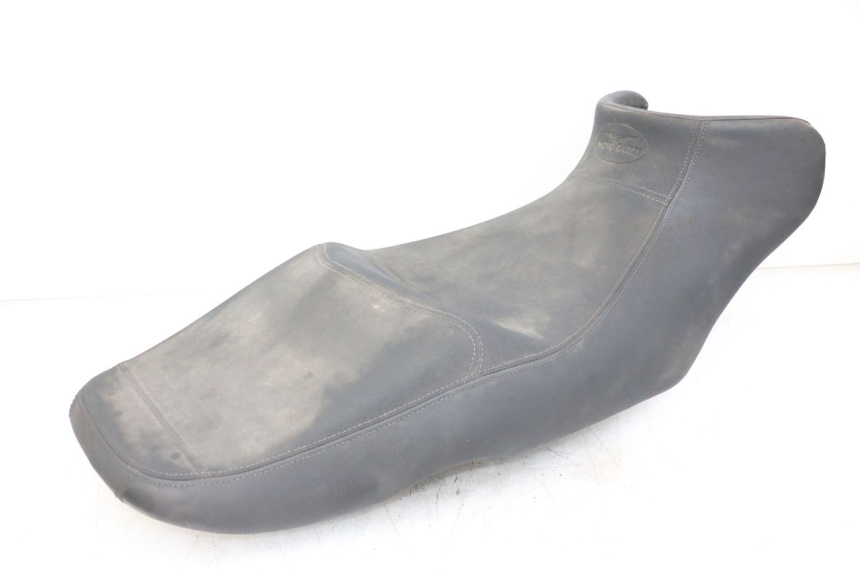 photo de ASIENTO MOTO GUZZI NORGE 8V GT 1200 (2011 - 2016) - Estado de la superficie y material