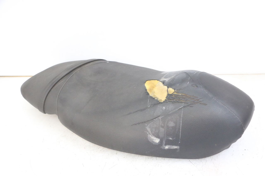 photo de ASIENTO PIAGGIO NRG POWER PUREJET 50 (2018 - 2021) - Primer plano de alta resolución