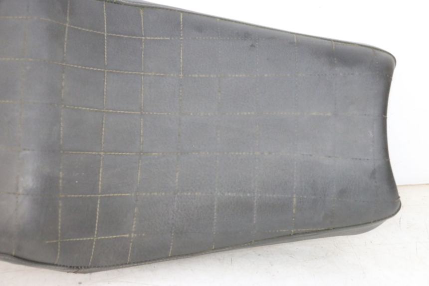 photo de ASIENTO HONDA NSR R 125 (1994 - 2003) - Inspección visual detallada