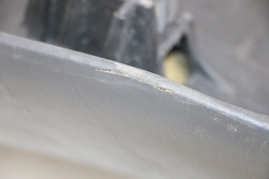 photo de ASIENTO HONDA NTV DEAUVILLE 650 (1998 - 2001) - Detalles de los puntos de fijación