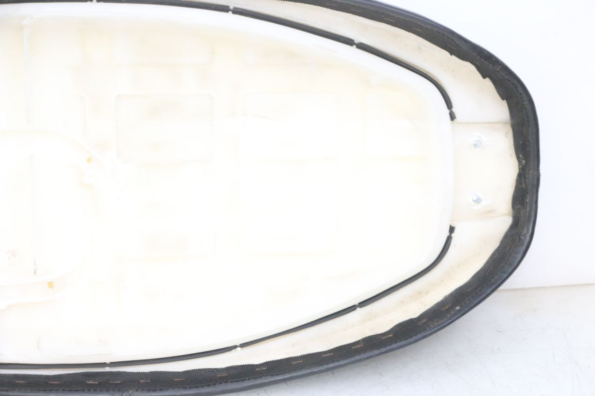 photo de ASIENTO JM MOTORS OLDIES GT 4T 50 (2018 - 2025) - Ángulo de visión alternativo