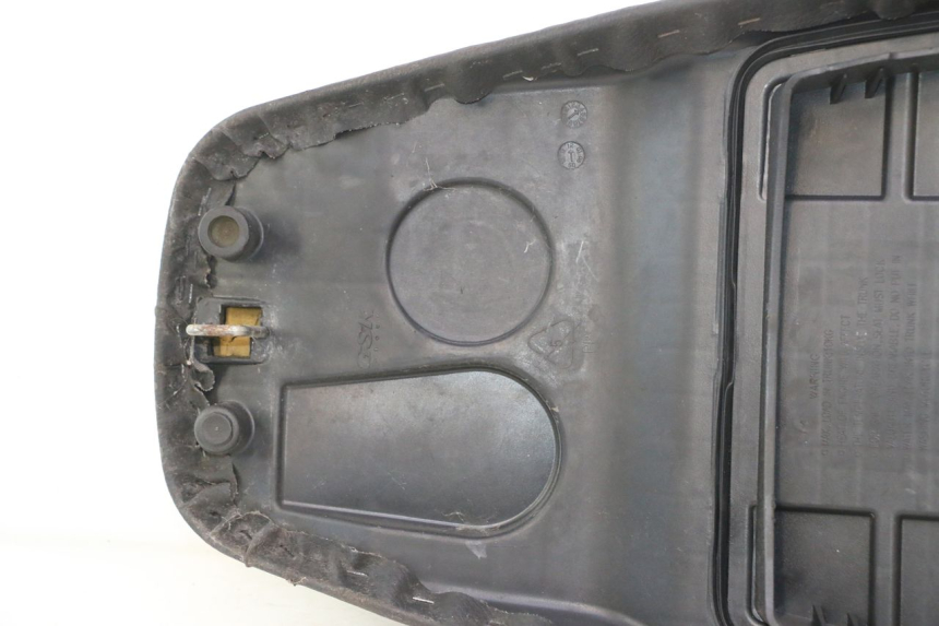 photo de ASIENTO SYM ORBIT 2 4T 50 (2008 - 2017) - Zoom sobre los componentes