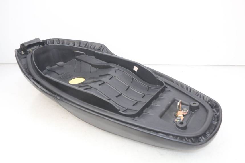 photo de ASIENTO SYM ORBIT III 3 4T 50 (2018 - 2021) - Estado de la superficie y material