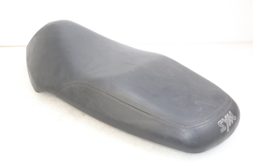 photo de ASIENTO SYM ORBIT III 3 4T 50 (2021 - 2025) - Otra perspectiva