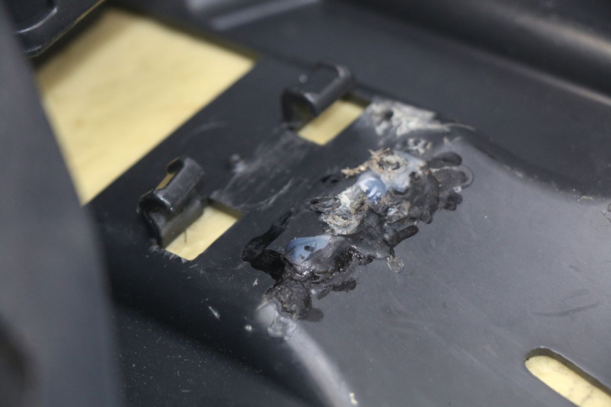 photo de ASIENTO MBK OVETTO ONE 2T 50 (2013 - 2017) - Detalle de la pieza