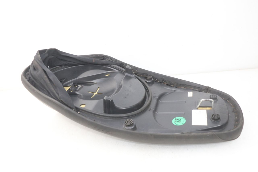 photo de ASIENTO MBK OVETTO ONE 2T 50 (2013 - 2017) - Características distintivas