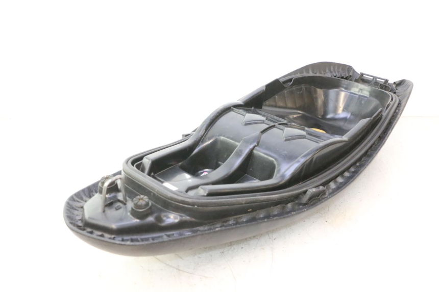 photo de ASIENTO HONDA PCX (JF28) 125 (2009 - 2011) - Recambio usado revisado