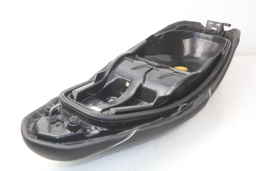 photo de ASIENTO HONDA PCX (JF47) 125 (2012 - 2013) - Recambio usado revisado