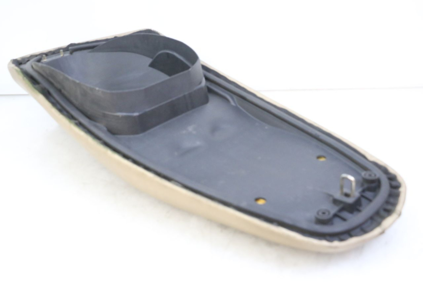 photo de ASIENTO PEUGEOT BELVILLE 125 (2017 - 2021) - Características distintivas