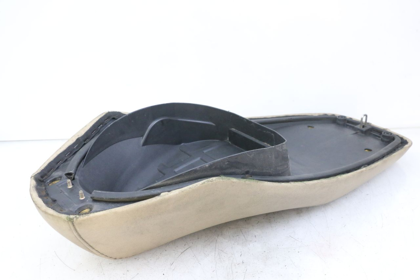 photo de ASIENTO PEUGEOT BELVILLE 125 (2017 - 2021) - Recambio usado revisado