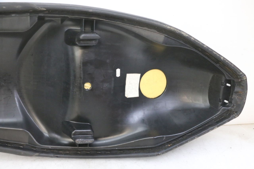 photo de ASIENTO PEUGEOT CITYSTAR 2T 50 (2018 - 2021) - Zoom sobre los componentes