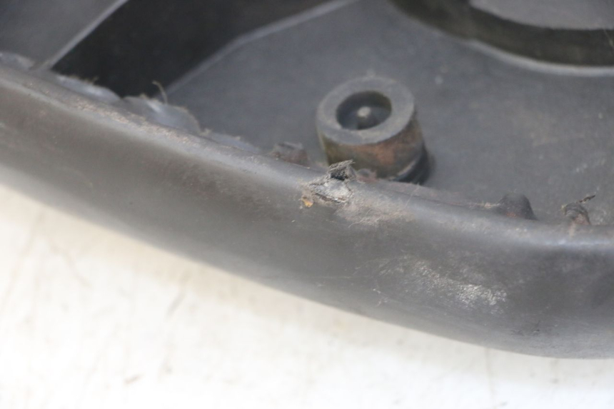 photo de ASIENTO PEUGEOT KISBEE 2T 50 (2010 - 2017) - Primer plano de alta resolución