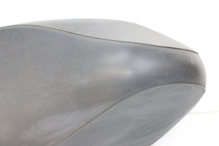 photo de ASIENTO PEUGEOT KISBEE 4T 50 (2018 - 2022) - Inspección visual detallada