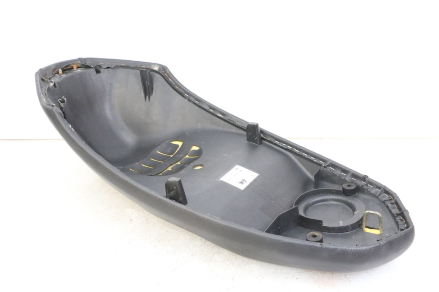 photo de ASIENTO PEUGEOT KISBEE 4T 50 (2018 - 2022) - Recambio usado revisado