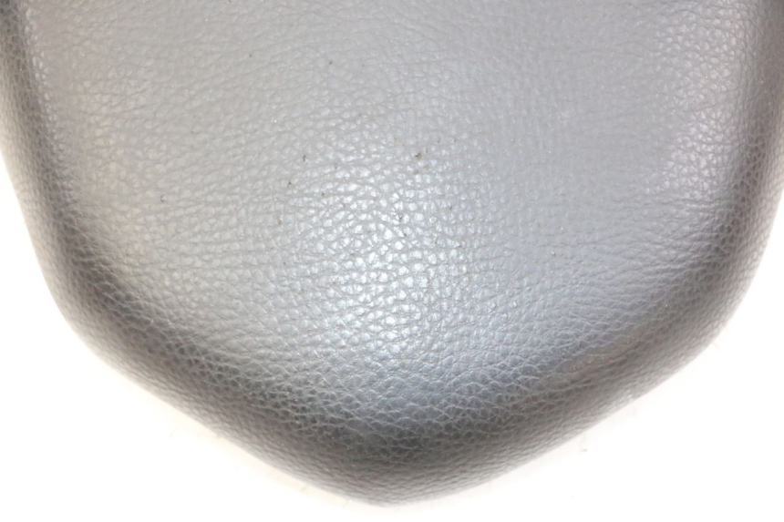 photo de ASIENTO PEUGEOT KISBEE 4T 50 (2010 - 2017) - Características distintivas