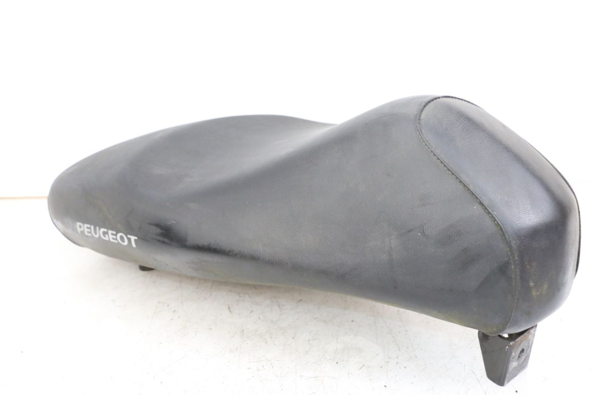 photo de ASIENTO PEUGEOT LUDIX 50 (2008 - 2017) - Características distintivas