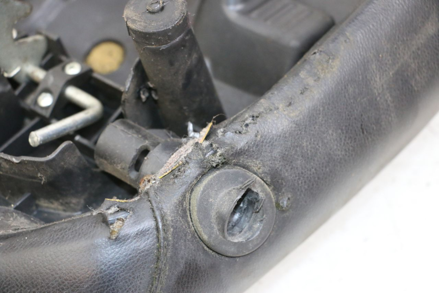 photo de ASIENTO PEUGEOT LUDIX 50 (2008 - 2017) - Marcados y referencias originales