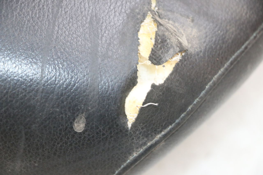 photo de ASIENTO PEUGEOT LUDIX 50 (2005 - 2007) - Detalle de la pieza