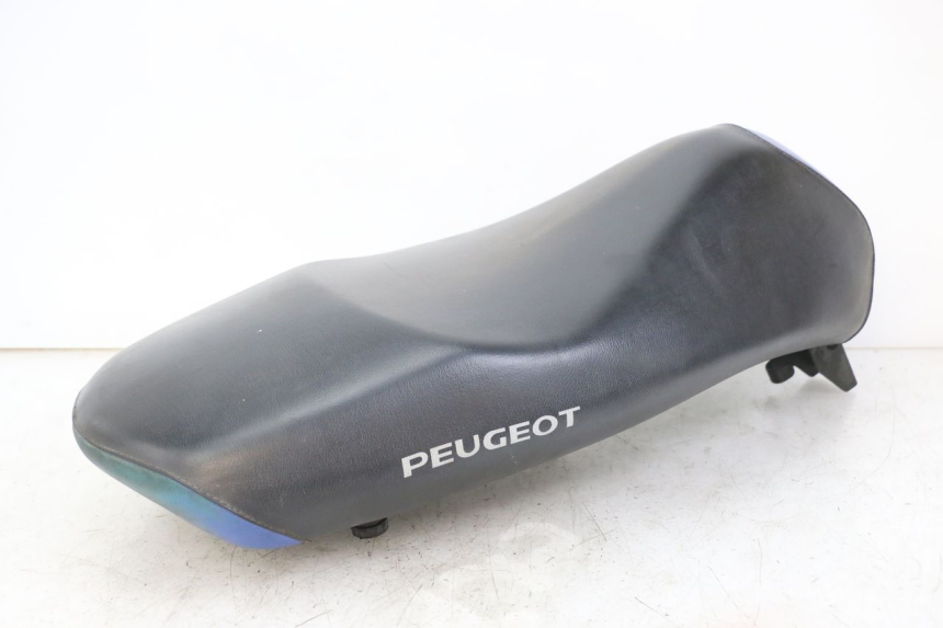 photo de ASIENTO PEUGEOT LUDIX ONE 50 (2005 - 2008) - Enfoque en la estructura
