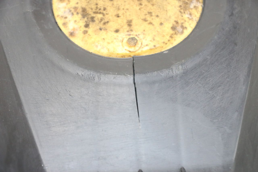 photo de ASIENTO PEUGEOT TKR TREKKER FURIOUS 50 (2005 - 2014) - Detalles de los puntos de fijación