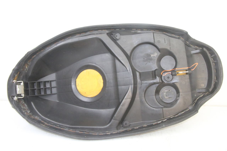 photo de ASIENTO PEUGEOT TREKKER TKR 50 (2005 - 2014) - Características distintivas