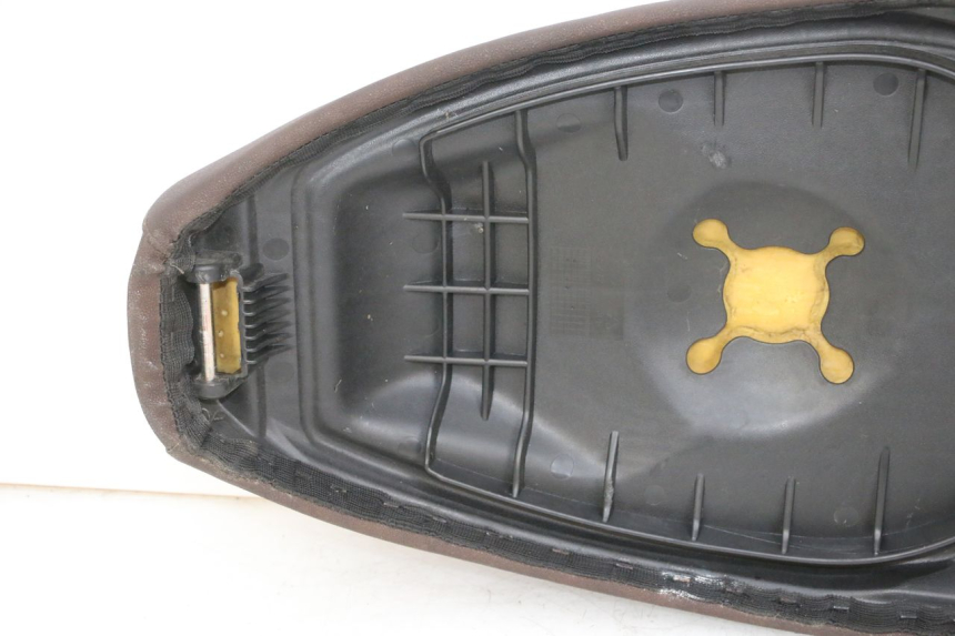 photo de ASIENTO EFUN PUSA 1 - Estado de la superficie y material