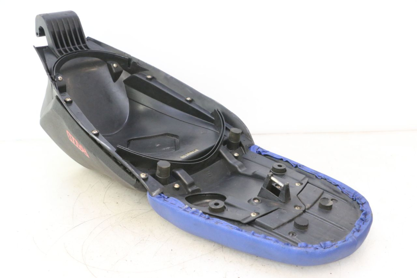 photo de ASIENTO RAZZO QTR 50 (2011 - 2018) - Características distintivas