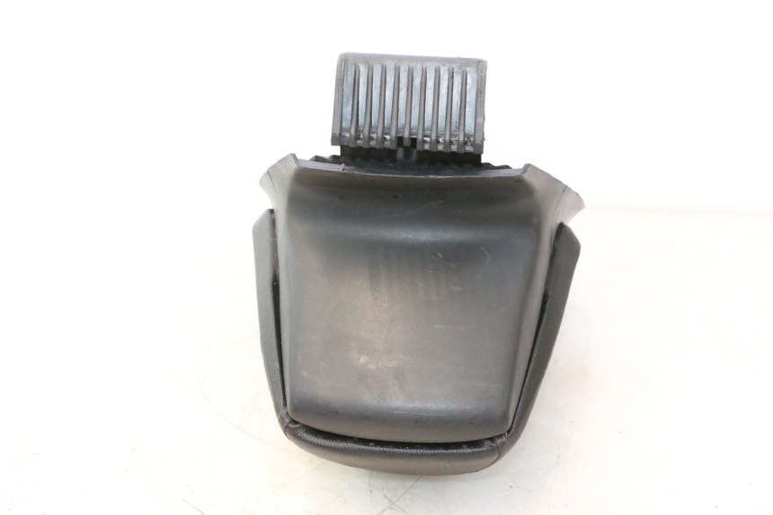 photo de ASIENTO RAZZO QTR 50 (2011 - 2018) - Primer plano de alta resolución