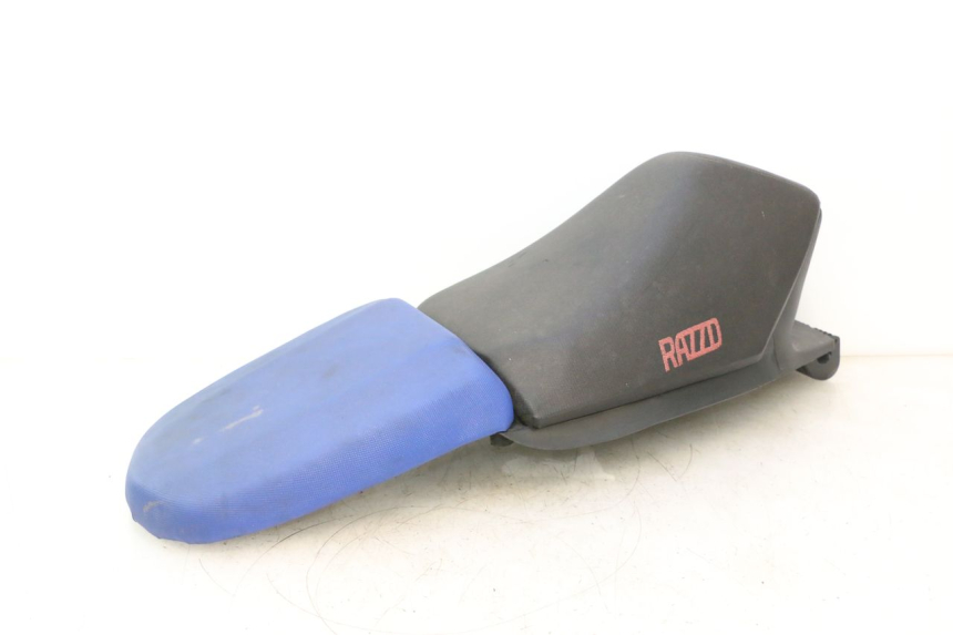 photo de ASIENTO RAZZO QTR 50 (2011 - 2018) - Estado de la superficie y material