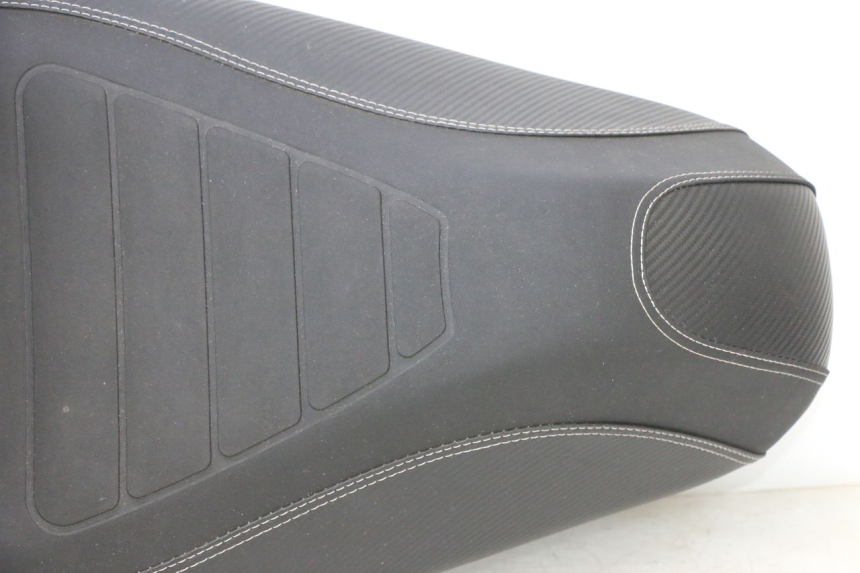 photo de ASIENTO JM MOTORS R-MAX TECH 50 (2024 - 2026) - Enfoque en la estructura
