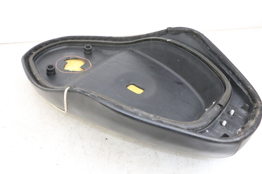 photo de Asiento EUROCKA R8 4T 50 (2013 - 2022) - Estado de la superficie y material