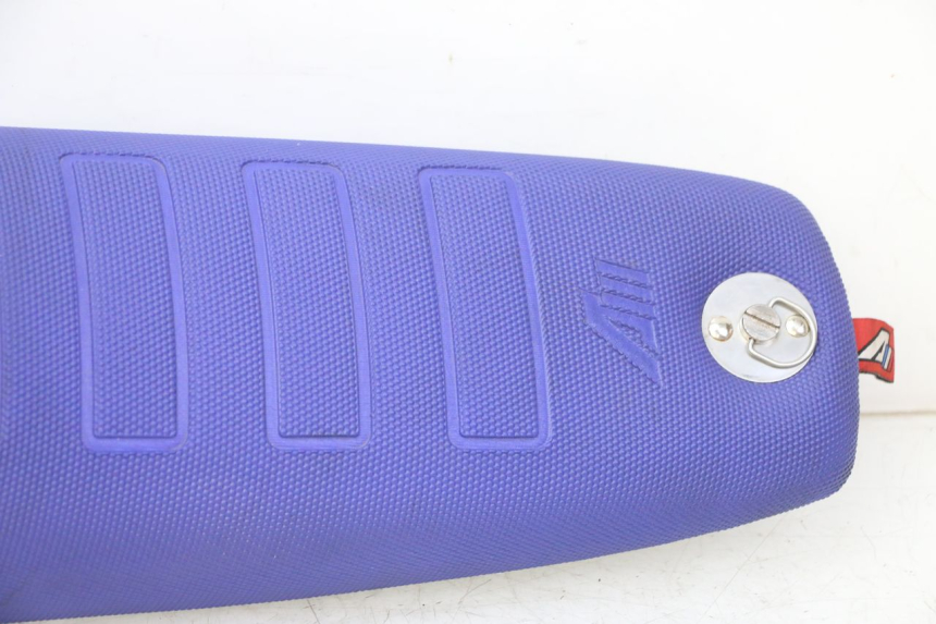 photo de ASIENTO APOLLO RFZ 125 - Características distintivas