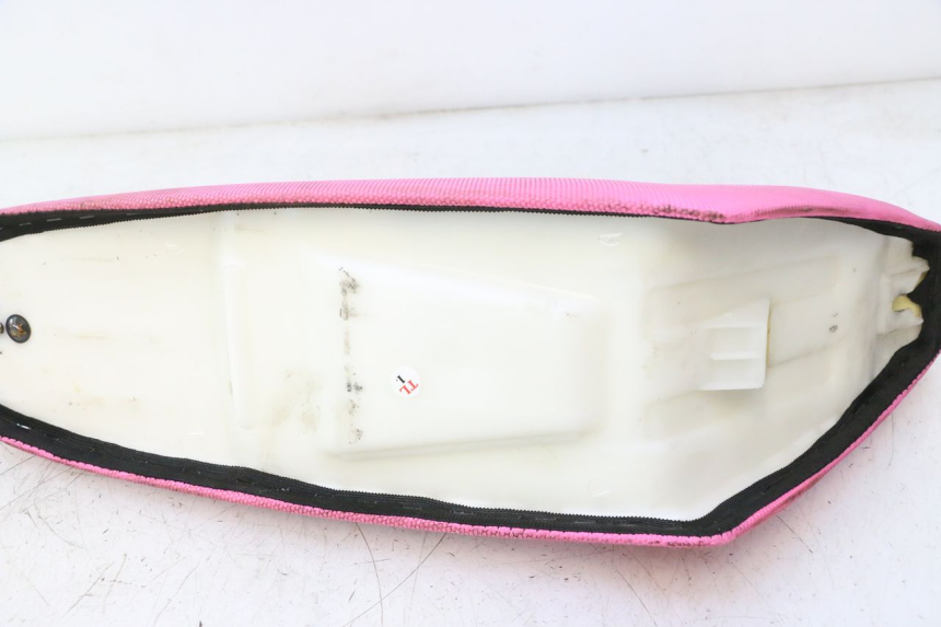photo de ASIENTO APOLLO RFZ 150 - Detalles de los puntos de fijación