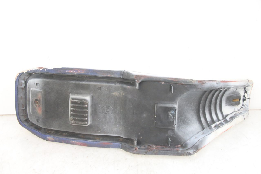 photo de ASIENTO GILERA RK 50 (1996 - 1999) - Detalles de los puntos de fijación