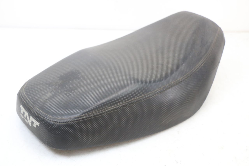 photo de ASIENTO TNT MOTOR ROMA 10' 2T 50 (2011 - 2018) - Detalles de los puntos de fijación
