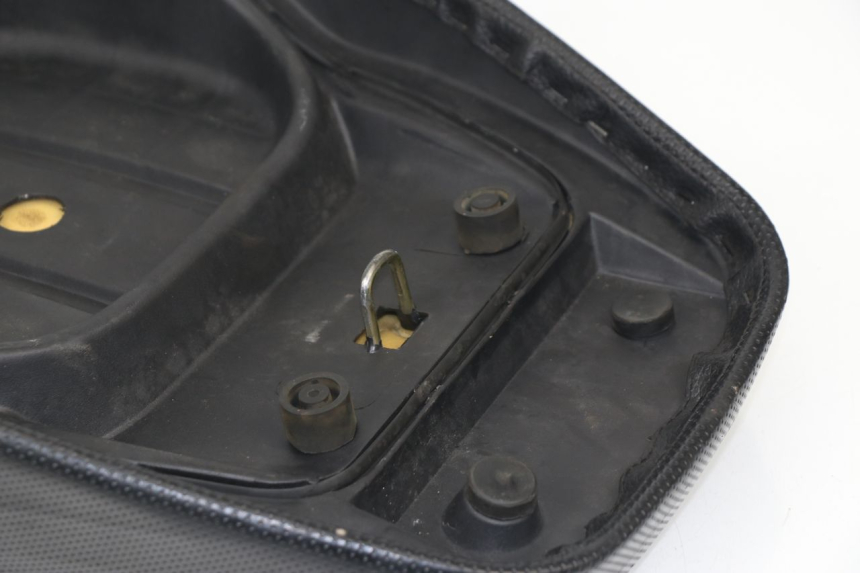 photo de ASIENTO TNT MOTOR ROMA 10' 2T 50 (2011 - 2018) - Zoom sobre los componentes
