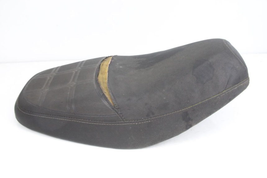 photo de ASIENTO TNT MOTOR ROMA 10' 4T 50 (2007 - 2018) - Estado de la superficie y material