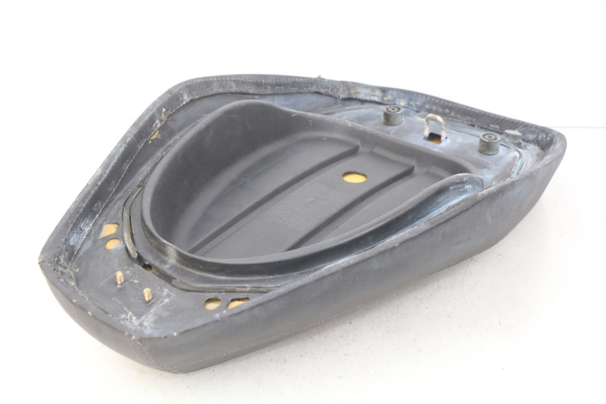 photo de ASIENTO TNT MOTOR ROMA 10' 4T 50 (2007 - 2018) - Detalles de los puntos de fijación