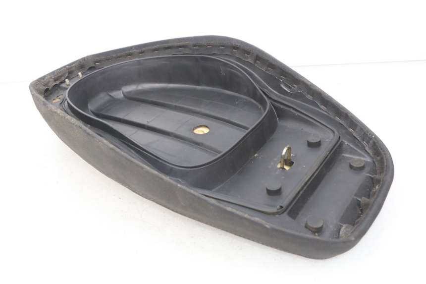 photo de ASIENTO TNT MOTOR ROMA 10' 4T 50 (2007 - 2018) - Zoom estado de uso