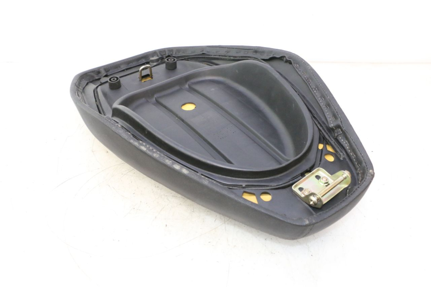 photo de ASIENTO TNT MOTOR ROMA 12' 2T 50 (2007 - 2018) - Primer plano técnico