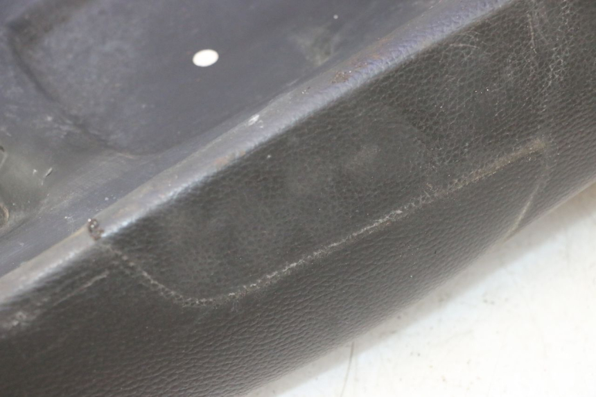 photo de ASIENTO MZ RT 125 (2000 - 2008) - Detalles de los puntos de fijación