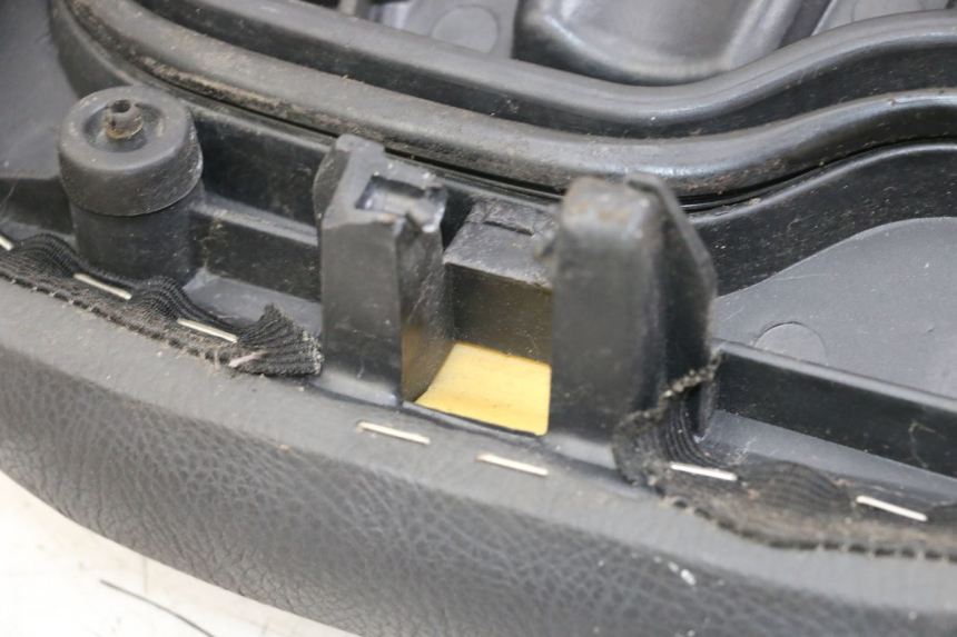 photo de ASIENTO GILERA RUNNER LC 50 (1997 - 1998) - Características distintivas