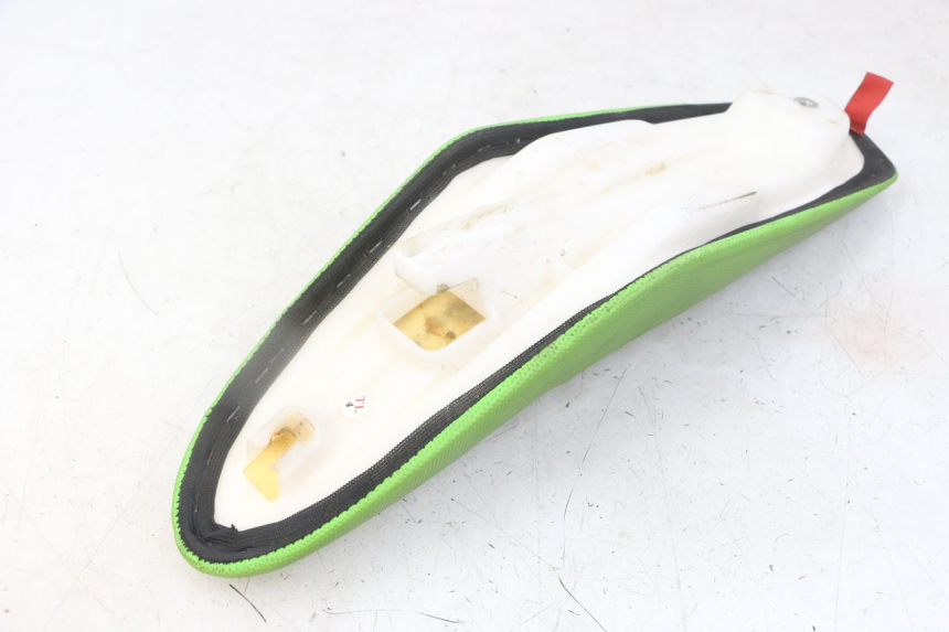 photo de ASIENTO APOLLO RXF 125 - Estado de la superficie y material