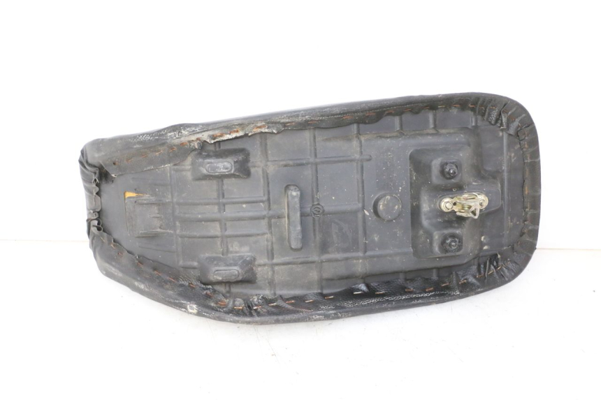 photo de ASIENTO HYTRACK S 150 (2003 - 2011) - Detalles de los puntos de fijación