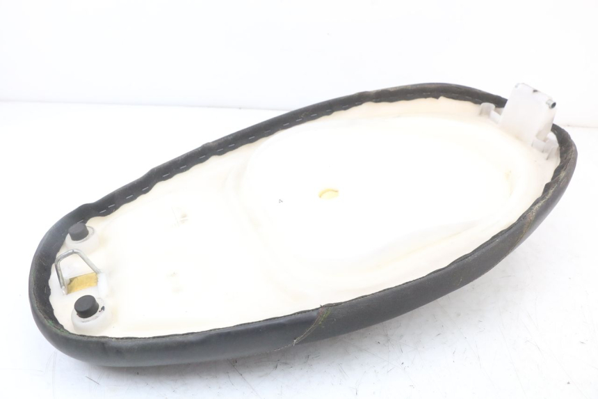 photo de ASIENTO JM MOTORS SANTANA 50 (2014 - 2023) - Primer plano técnico