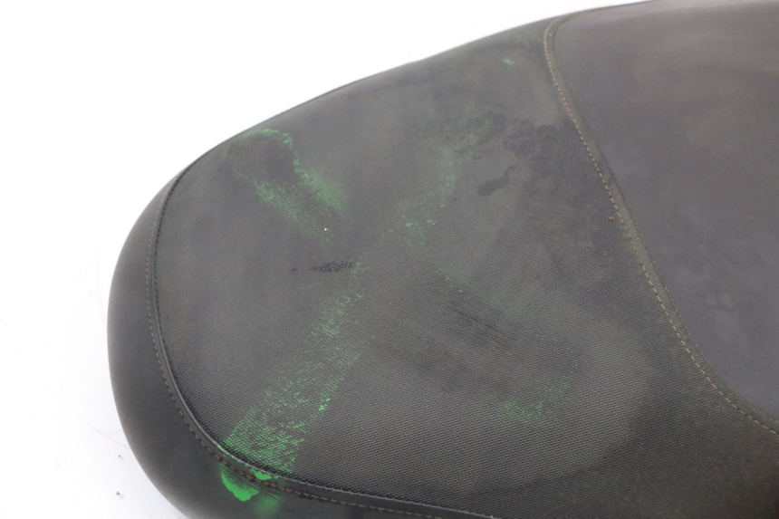 photo de ASIENTO JM MOTORS SANTANA 50 (2014 - 2023) - Detalles de los puntos de fijación